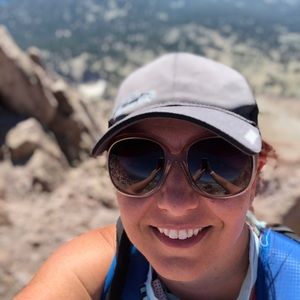 Meet your Posher, Stephanie